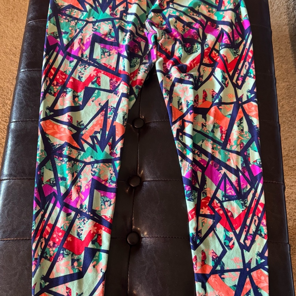 Lularoe Colorful Geometric Leggings Tc